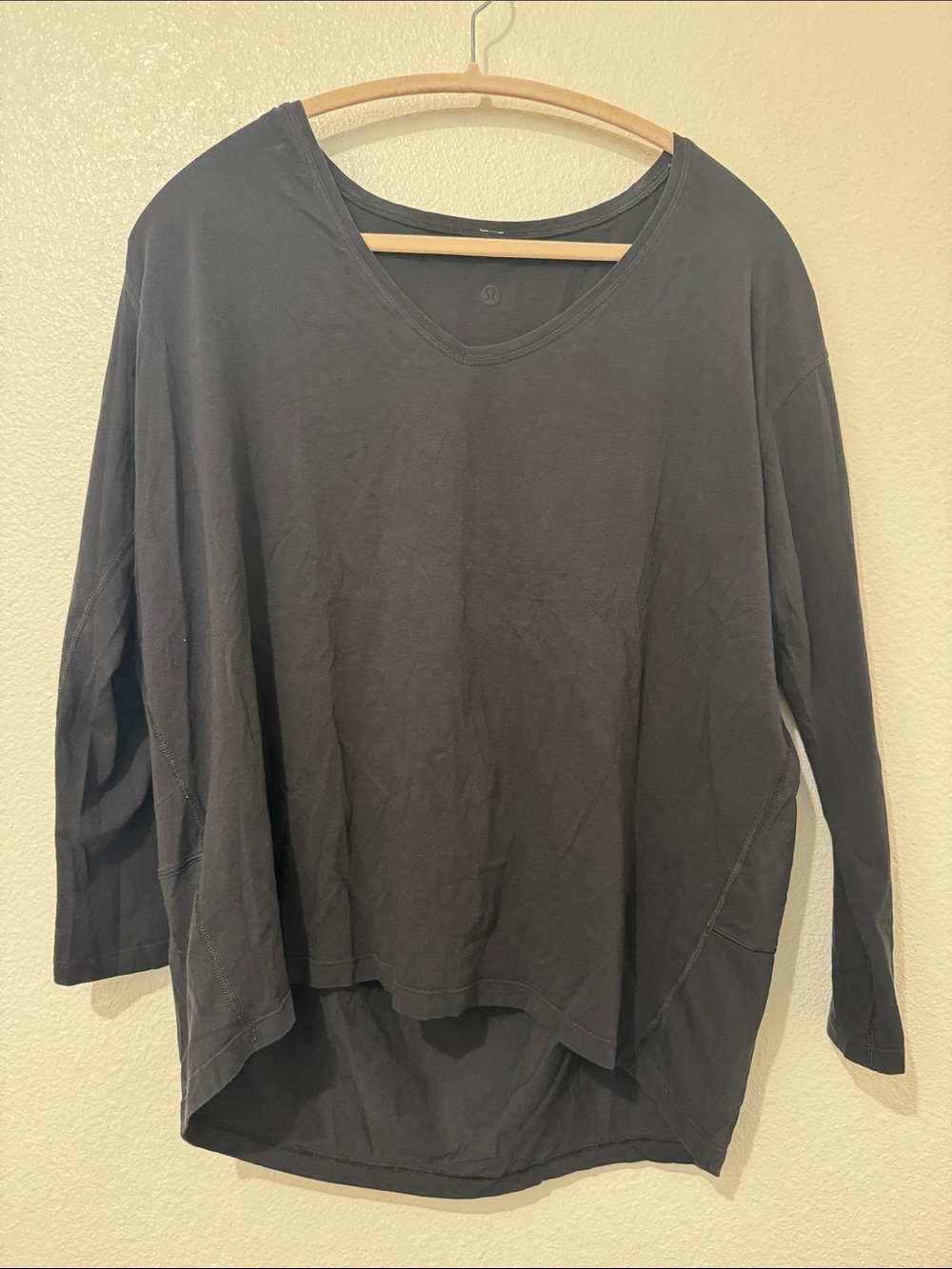 lululemon athletica Black Long-Sleeve V-Neck Relaxed Top